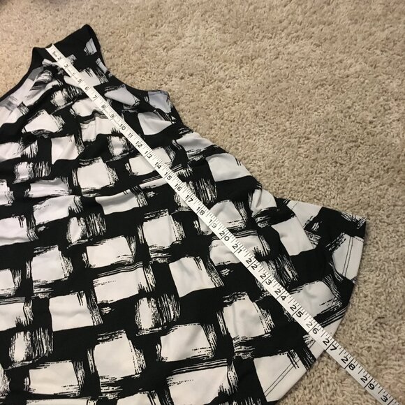 B&W Canadian Spy Movie Paint Blotched Ruched Waist Cowl Neck Tank Top - Picture 15 of 15